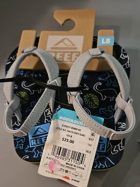 Reef Toddler Ahi Dino Flip Flop: NEW WITH TAGS: SIZE 8